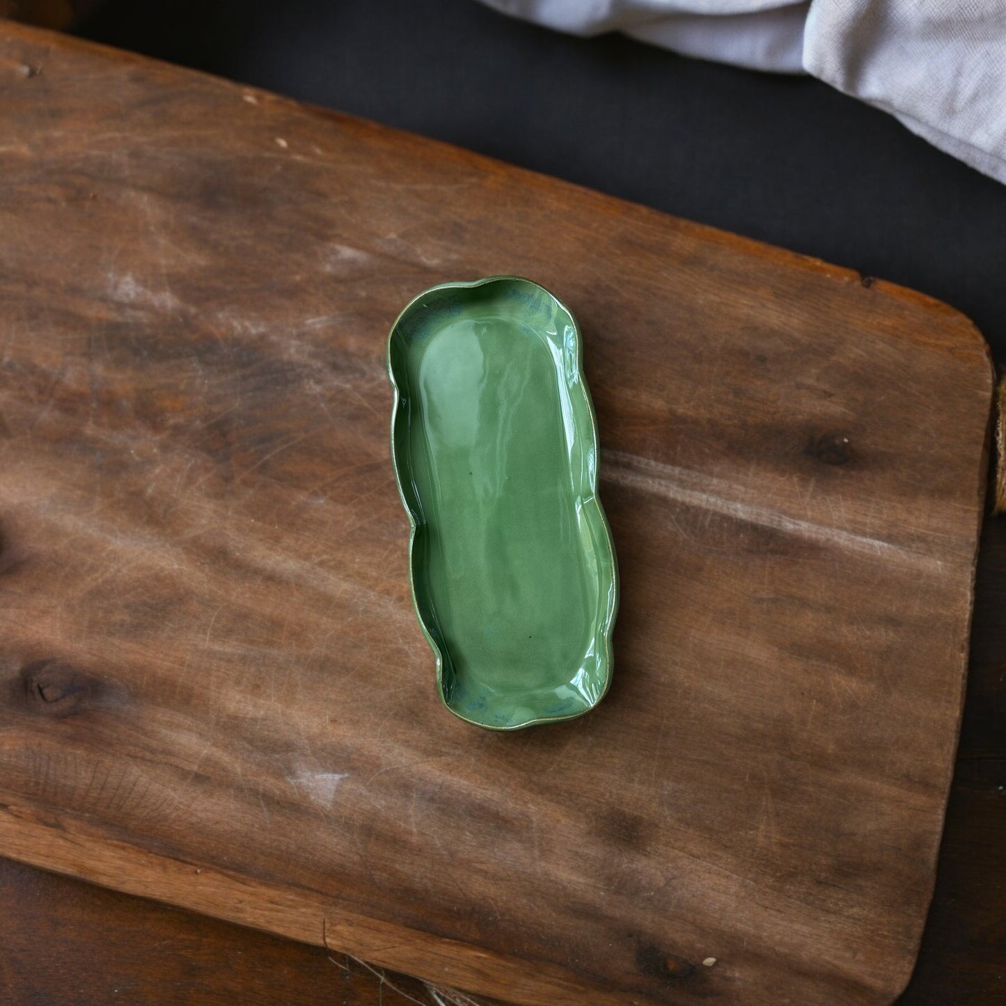 plat céramique fait main, vaisselle artisanale